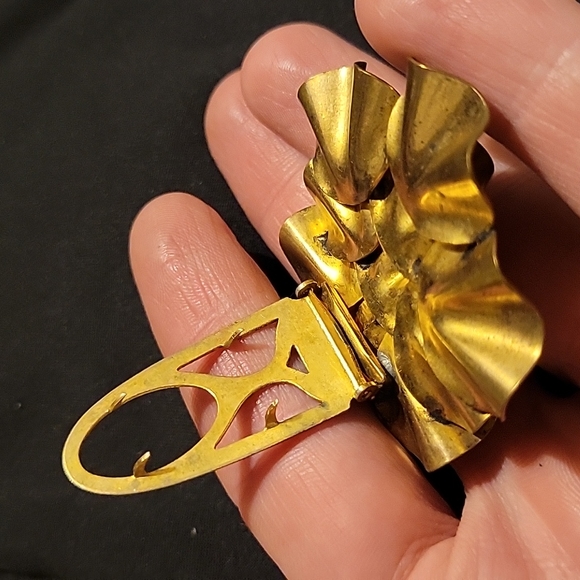 Vintage hair clip? - Picture 2 of 2